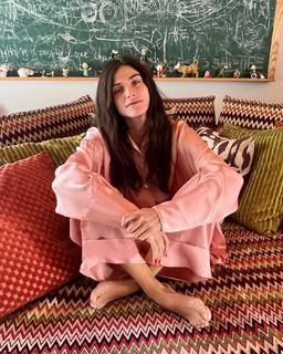 Elisa Sednaoui feet photo 9