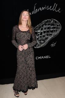 Elisa Sednaoui feet photo 3