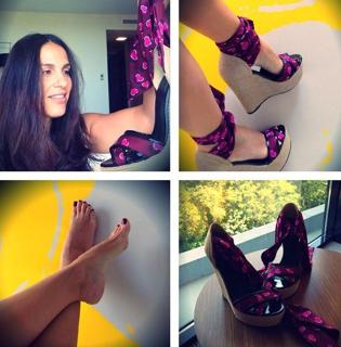 Elisa Tovati feet photo 13