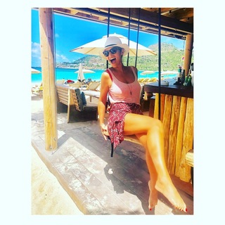 Elisa Tovati feet photo 8