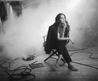 Elisa Tovati feet photo 19