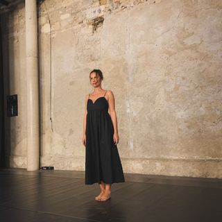 Elisa Tovati feet photo 14
