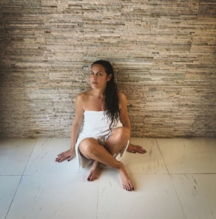 Elisa Tovati feet photo 15