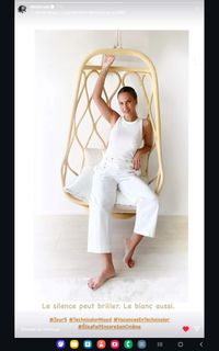 Elisa Tovati feet photo 5