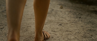 Elisabeth Harnois feet photo 4