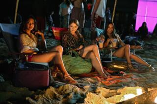 Elisabeth Harnois feet photo 4