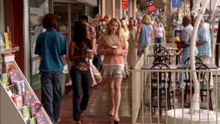 Elisabeth Harnois feet photo 10