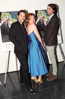 Elisabeth Moss feet photo thumbnail