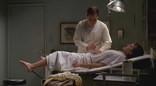 Elisabeth Moss feet photo thumbnail