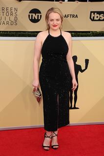 Elisabeth Moss feet photo thumbnail