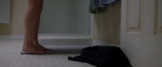 Elisabeth Moss feet photo thumbnail