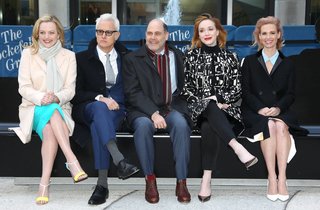 Elisabeth Moss feet photo thumbnail