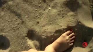 Elisabeth Röhm feet photo thumbnail