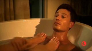 Elisabeth Röhm feet photo thumbnail