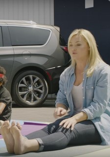 Elisabeth Röhm feet photo thumbnail