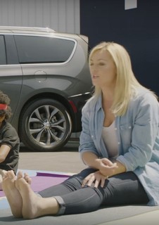 Elisabeth Röhm feet photo thumbnail