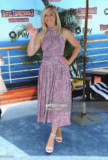 Elisabeth Röhm feet photo thumbnail