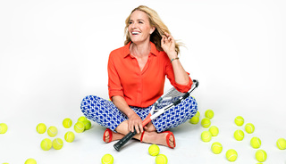 Elisabeth Shue feet photo thumbnail