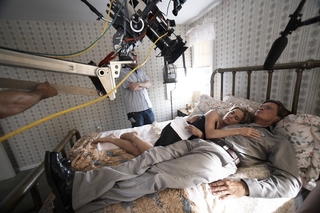 Elisabeth Shue feet photo thumbnail