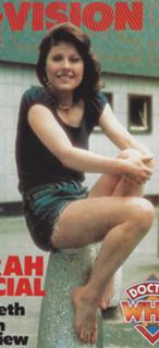 Elisabeth Sladen feet photo 5