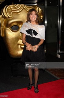 Elisabeth Sladen feet photo 13
