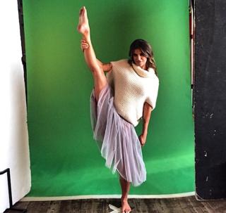 Elisabetta Canalis feet photo thumbnail