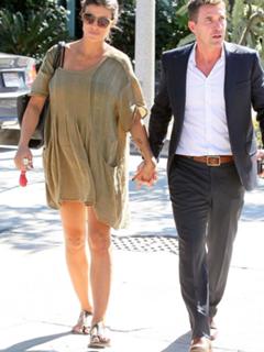 Elisabetta Canalis feet photo thumbnail