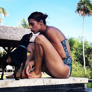 Elisabetta Canalis feet photo thumbnail