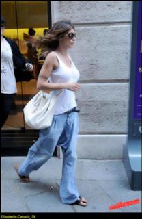 Elisabetta Canalis feet photo thumbnail