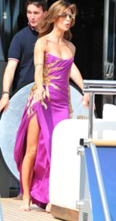 Elisabetta Canalis feet photo thumbnail