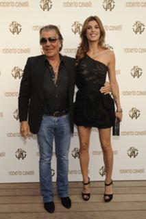 Elisabetta Canalis feet photo thumbnail
