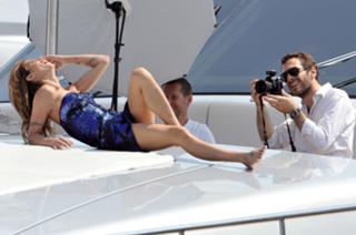 Elisabetta Canalis feet photo thumbnail