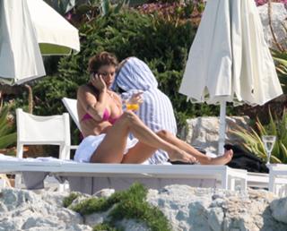 Elisabetta Canalis feet photo thumbnail