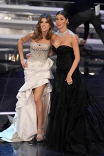 Elisabetta Canalis feet photo thumbnail