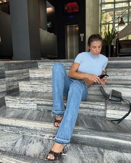 Elisabetta Canalis feet photo thumbnail