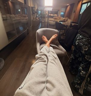 Elisabetta Canalis feet photo 17