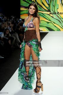 Elisabetta Canalis feet photo 19