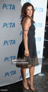 Elisabetta Canalis feet photo 10