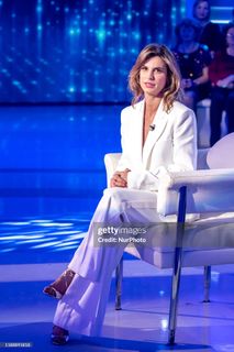 Elisabetta Canalis feet photo 3