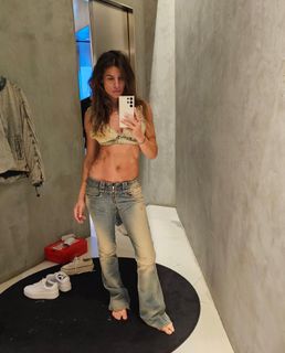 Elisabetta Canalis feet photo 9