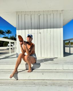 Elisabetta Canalis feet photo 2
