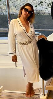 Elisabetta Franchi feet photo thumbnail