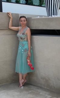 Elisabetta Franchi feet photo thumbnail