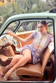 Elisabetta Franchi feet photo thumbnail