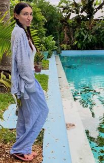 Elisabetta Franchi feet photo thumbnail