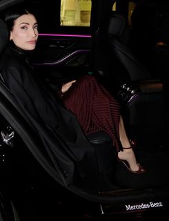 Elisabetta Franchi feet photo thumbnail