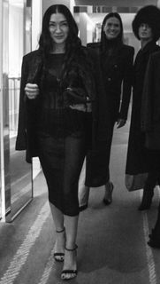 Elisabetta Franchi feet photo thumbnail