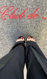Elisabetta Franchi feet photo thumbnail