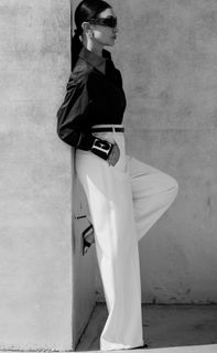 Elisabetta Franchi feet photo thumbnail