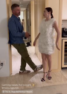 Elisabetta Franchi feet photo thumbnail